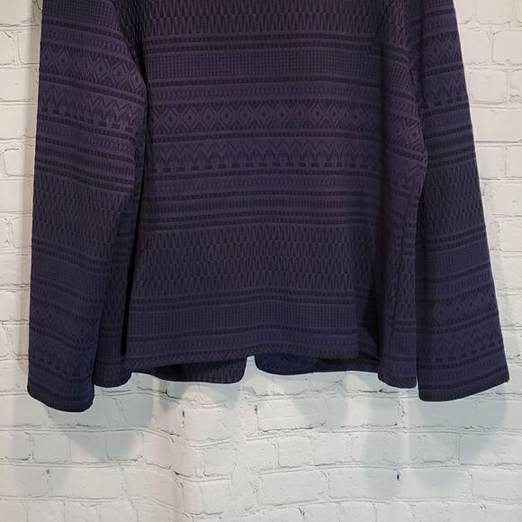 Chico's black and blue geometric zipper front jacket - Picture 8 of 9